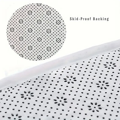 Black curved bath mat