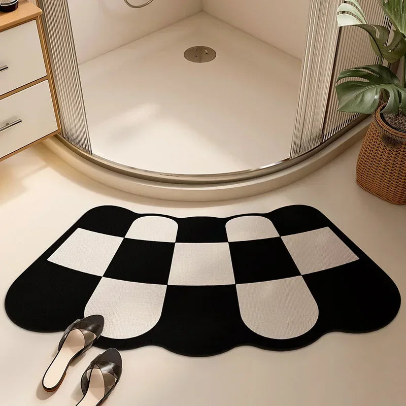 Curved checkered bath mat