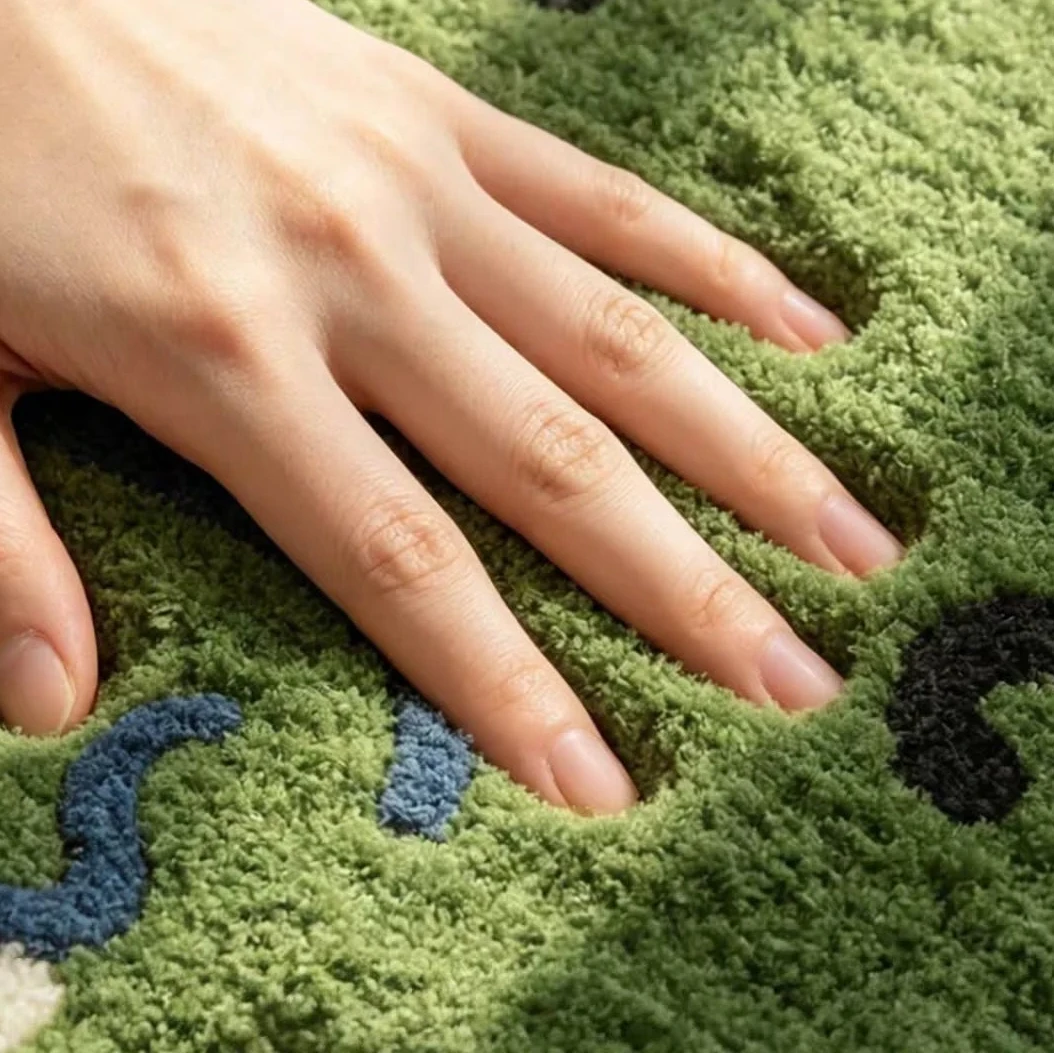 Crocodile bath mat