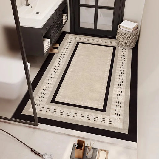 Large bath mat with black border